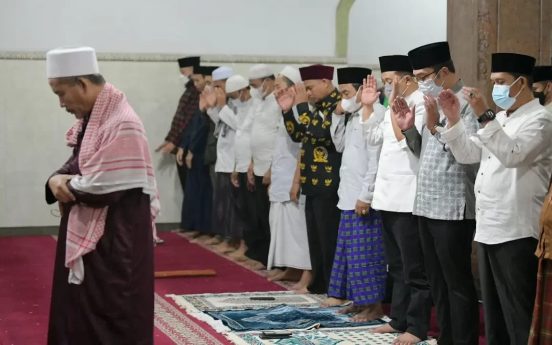 Hukum Jamaah dengan Imam yang Tidak Fashih Bacaan Fatihahnya